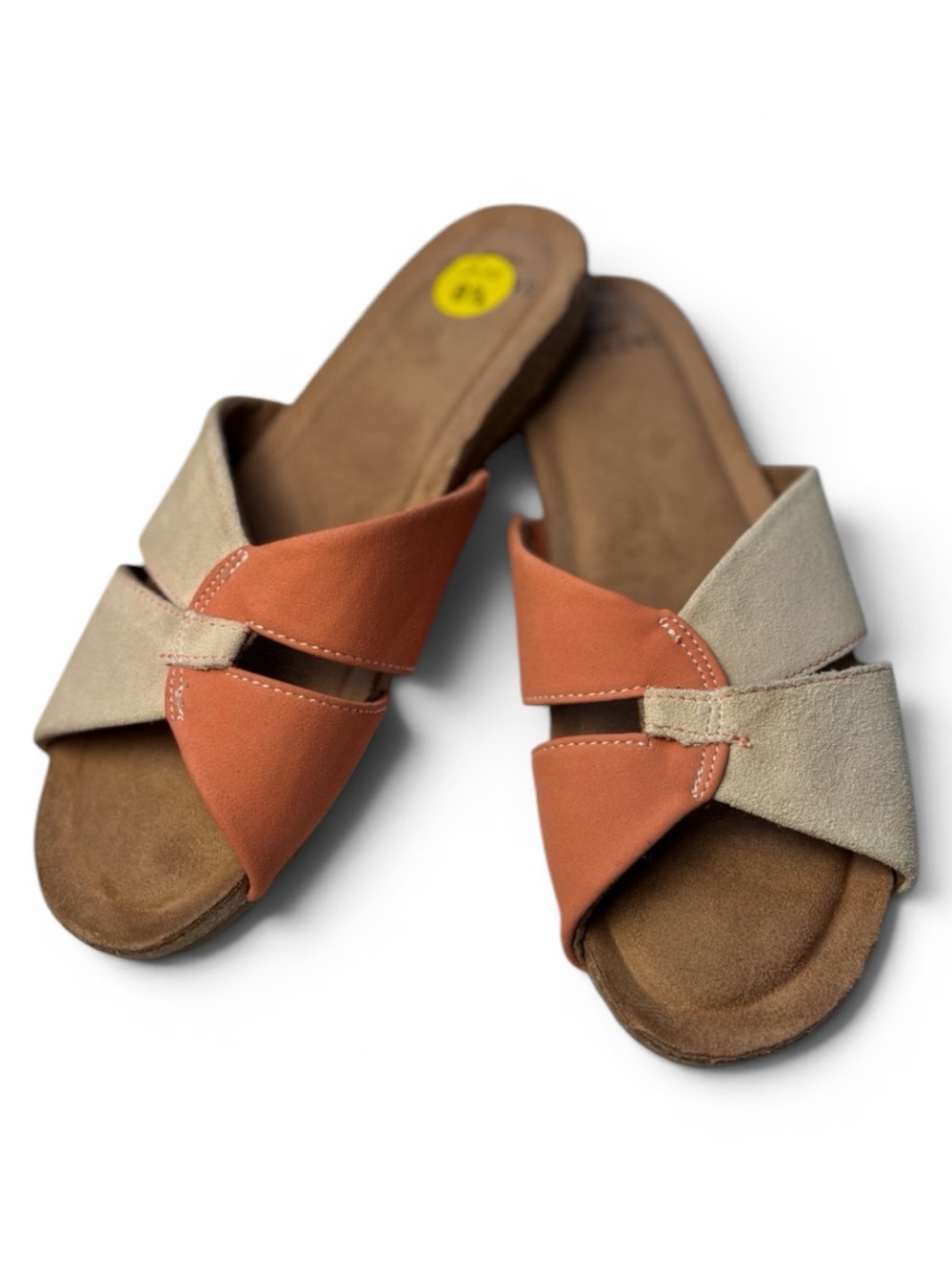 NEW Earth Origins Lexi Sandals Beige & Coral Suede Slides Womens Size 8.5